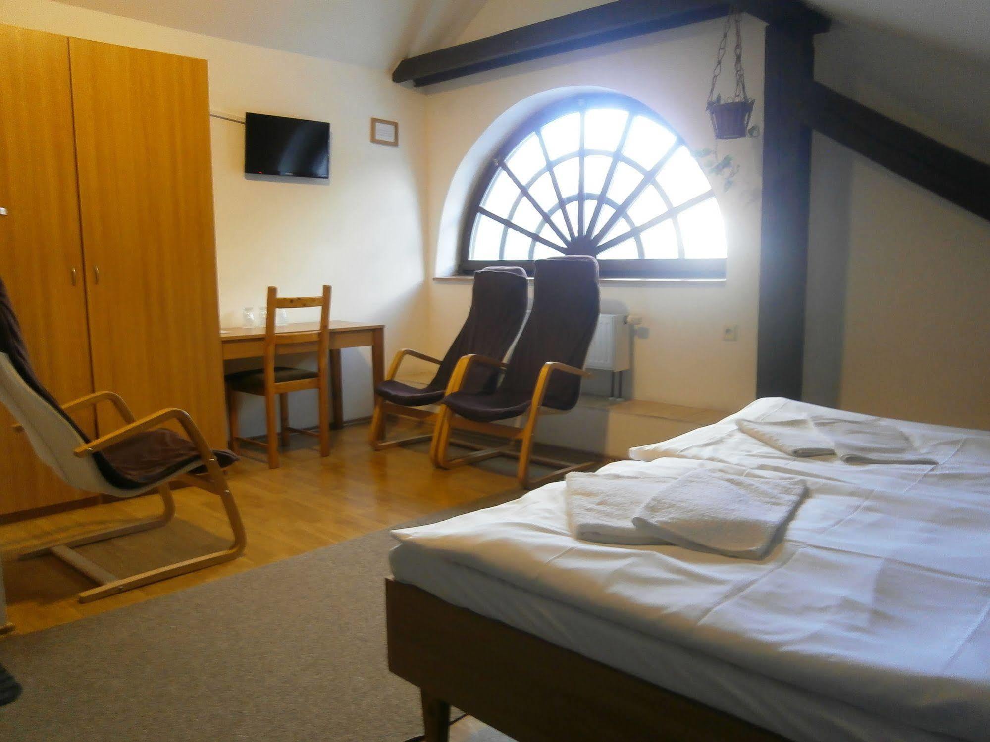 Hotel Dzban Jindrichov Ngoại thất bức ảnh