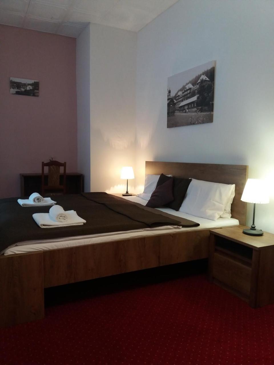 Hotel Dzban Jindrichov Ngoại thất bức ảnh